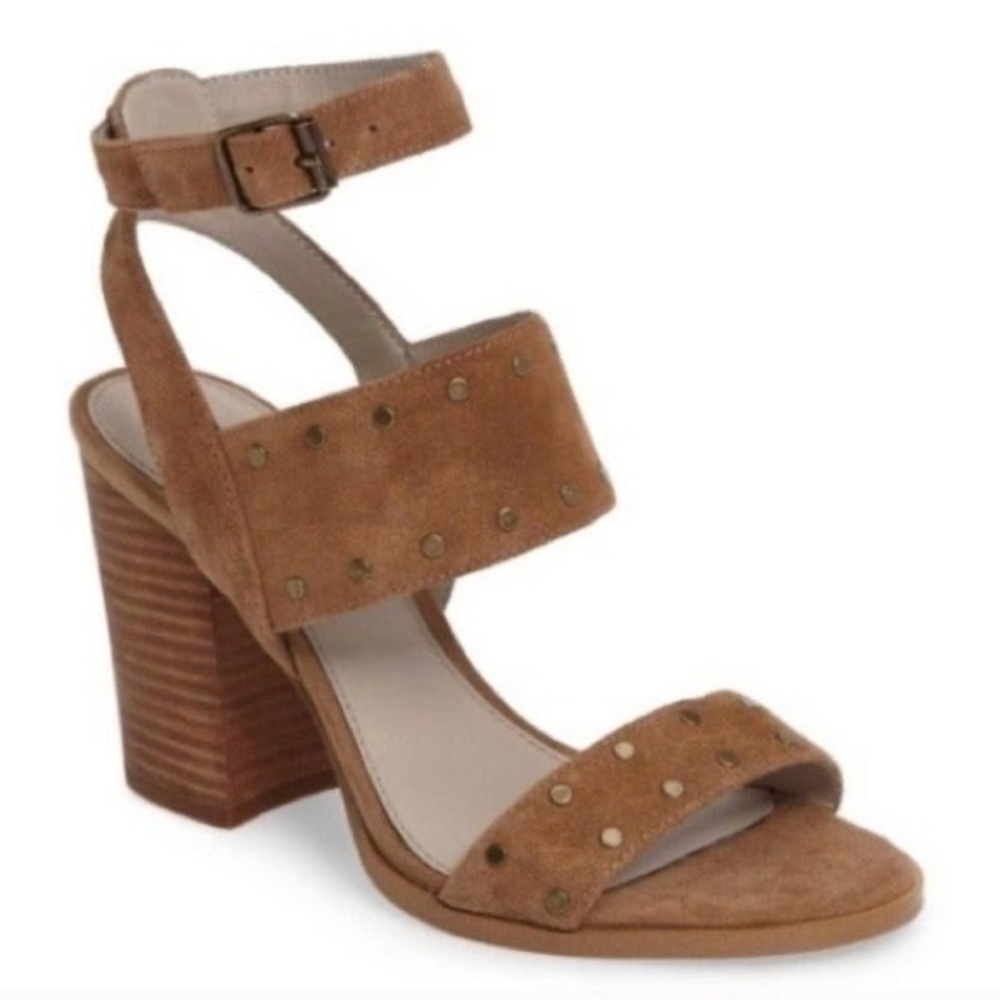 Nordstrom Hinge suede heeled sandals